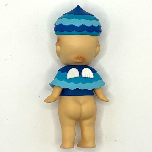 Sonny Angel Authentic Rainy, Limited Edition Sky Series Mini Figurine - NEW - Picture 2 of 5